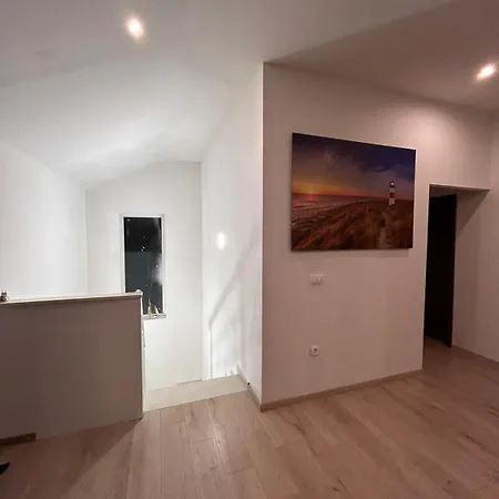 Apartment Leina *