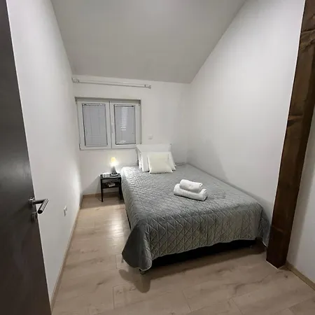 Apartment Leina Kozino