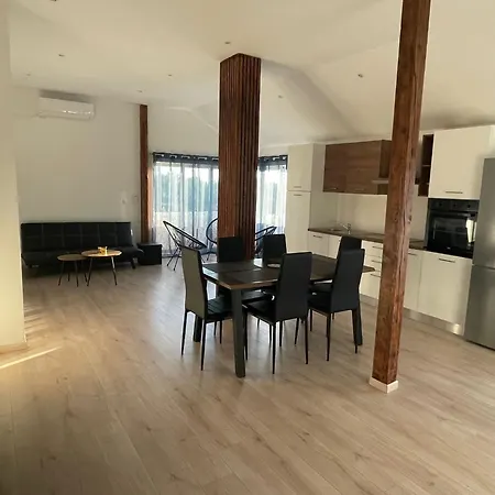 Apartment Leina